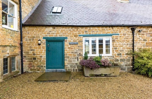 Banbury Cottage | 2 Bed in Banbury (oc-cc005)