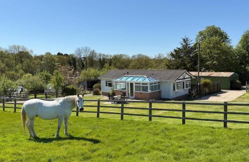 Aston-le-Walls House | 2 Bed in Harbury oc-b34221
