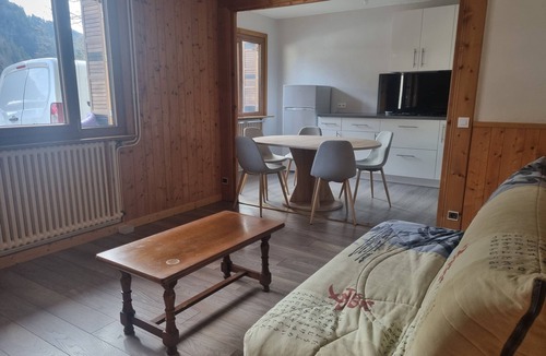 La Giettaz Apartment | 2-bedroom apartment LA GIETTAZ 4 km from the ski slopes with free shuttle service