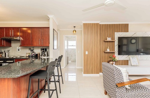 Century City Apartment | 2-bedroom apartment in Cape Town with magnificent views of Table Mountain