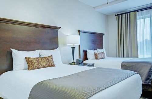 Eisenhower East Resort | 2 Bedroom Condo at Wyndham Old Town Alexandria Resort - Close to D.C!