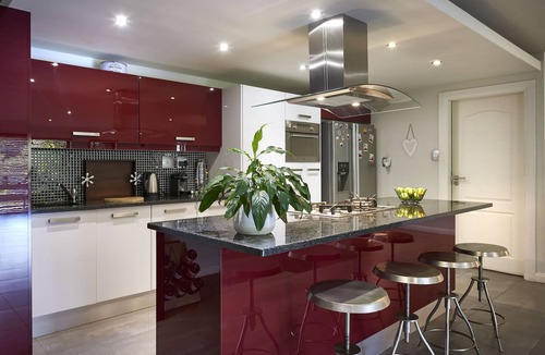Greater Johannesburg Metropolitan Area Apartment | 2 Bedroom Executive En-suite Apartment with 1 king and 2 twin bed in Sandton