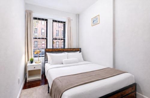 Bloomingdale Apartment | 2 Bedroom Stylish Unit