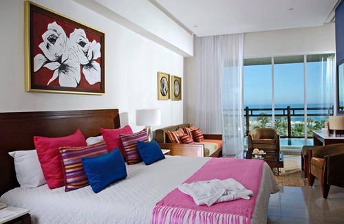 Campo de Golf Fonatur Resort | 2 BEDROOM SUITE at The Grand Mayan at Vidanta Los Cabos