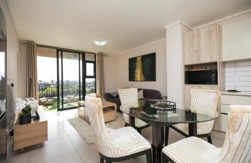 Century City Apartment | 2 Bedroom Waters Edge Apartment in Century City