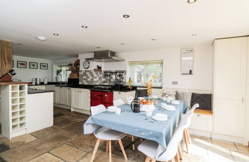 Bicester Cottage | 2 Dewars Farm Cottages