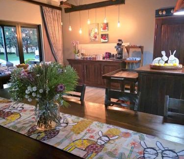 Potchefstroom House | 2 Owls Guesthouse