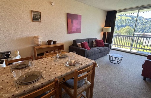 Notre-Dame-de-Bellecombe Apartment | 2-room apartment, pets allowed, parking in Notre-Dame-de-Bellecombe