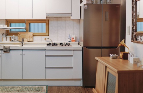 Cheongdam Apartment | 201 Cheongdam, Traditional Korean house