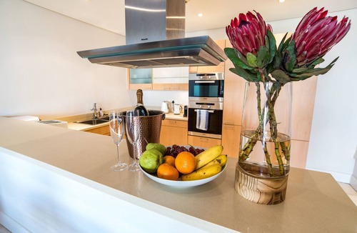 Victoria and Alfred Waterfront Apartment | 205 Pembroke