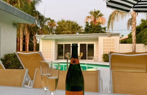 Palm Desert House | 21 PALMS off of El Paseo