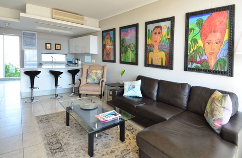 Victoria and Alfred Waterfront Apartment | 214 Harbor Bridge Apartment