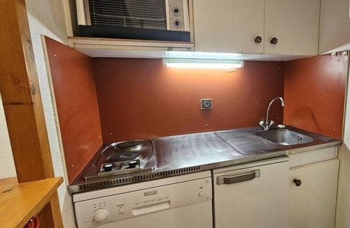 Vallandry Apartment | 230m from resort center, floor -2, balcony, tv, ski locker, 20m², Peisey-Vallandry
