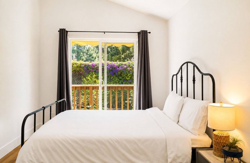 Silver Strand House | 25% Off Aug 12-15! Amazing Location, Walk 2 Beach*