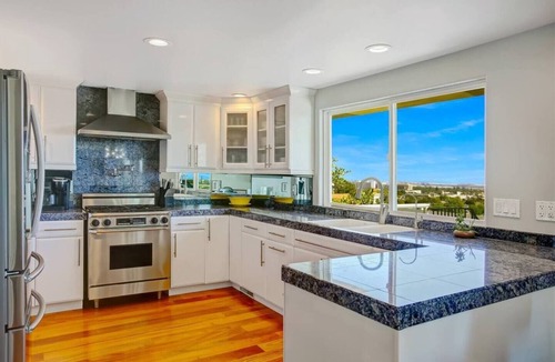 Ventura House | 25% Off July 28&29 Amazing Reviews/Views, Hot Tub*