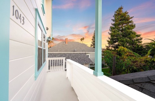 Ventura House | 25% Off July WkDays! Amazing Reviews, Walk 2 Beach