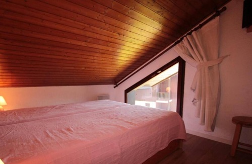 Les Saisies Apartment | 250m from ski slopes, 3rd floor, view street, balcony, tv, ski locker, 50m², Les Saisies