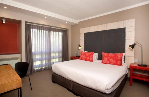 Madeteleli Hotel | 26 Degrees South Bush Boho Hotel