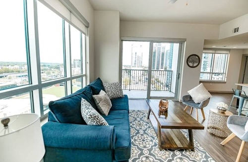 Third Ward Apartment | 2BR Fully Furnished Apartment Uptown - BOA Stadium by RedAwning