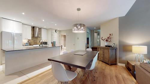 Blueberry Hill House | 2BR in Ironwood, Fireplace, Common Area Hot Tub, Private Patio, Parking