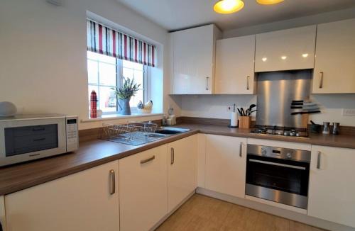 Shottery Apartment | 3 bed house Stratford-upon-Avon, River, Theatre and Restaurants