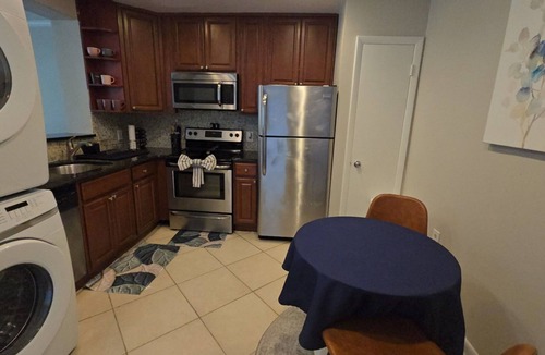 Montpelier Condo | 3 Bedroom 2 Bathroom Cozy, Condo in Laurel, Maryland - Central Location