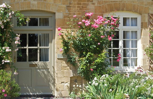 Chipping Norton Cottage | 3 bedroom accommodation in Bruern, near Chipping Norton