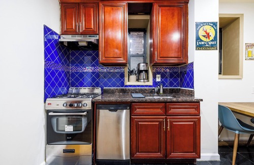 Manhattan Valley Apartment | 3 bedroom apartment walking distance COLUMBIA UNIVERSITY