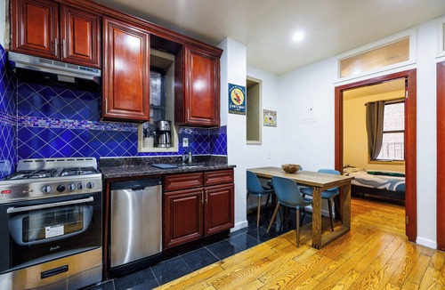 Manhattan Valley Apartment | 3 bedroom apartment walking distance COLUMBIA UNIVERSITY