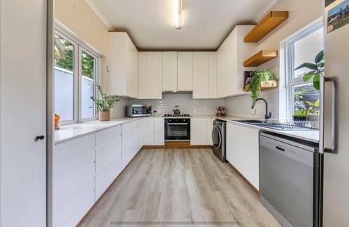 Cape Town City Centre House | 3 Bedroom Home in Gardens Cape Town