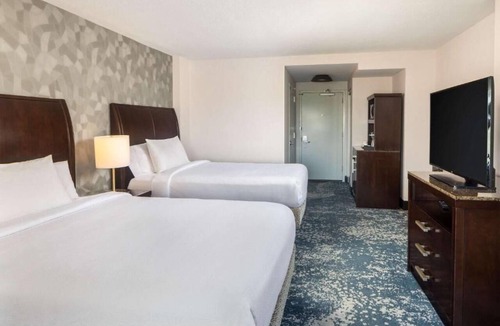 Bethesda Hotel | 3 Fun Bethesda Rooms Pet Friendly By Metro Near NIH And DC Sites
