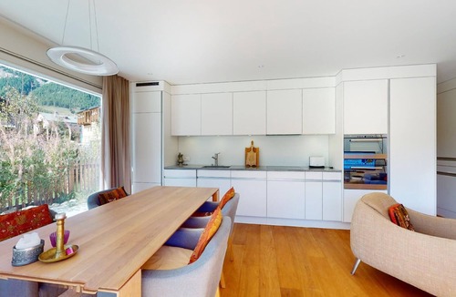 Celerina-Schlarigna Apartment | 3-room apartment on the ground floor with direct access to the garden (Meadow is