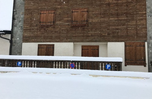 Les Contamines-Montjoie Apartment | 3-room apartment 50m gondola, south-facing with terrace