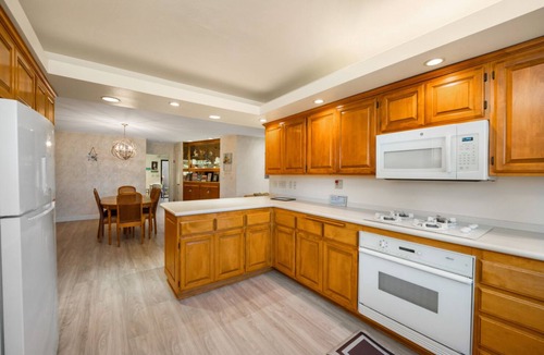 Silver Strand House | 30+ Stay! 1 Home To Sand, Great Views W/Hot Tub