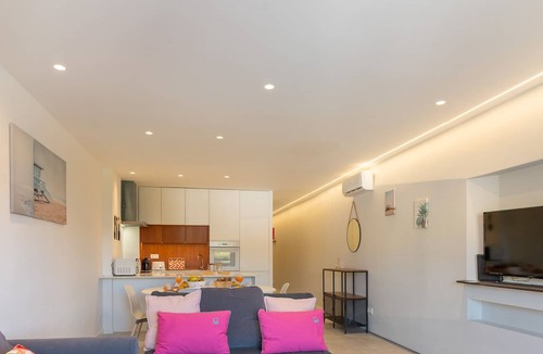 Areias de Sao Joao Apartment | #309 Marine Apartamento by Home Holidays