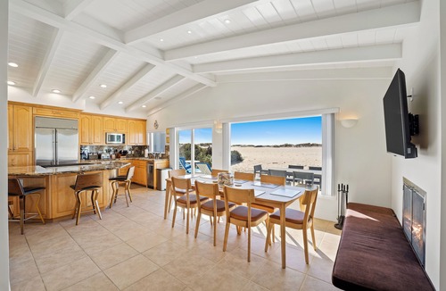 Hollywood House | 3321O- Deja Blue, Oceanfront beach house 4 bedrooms in Hollywood Beach