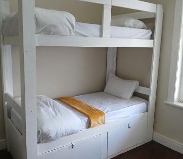 Salt River Hostel | 336 on Victoria Backpackers