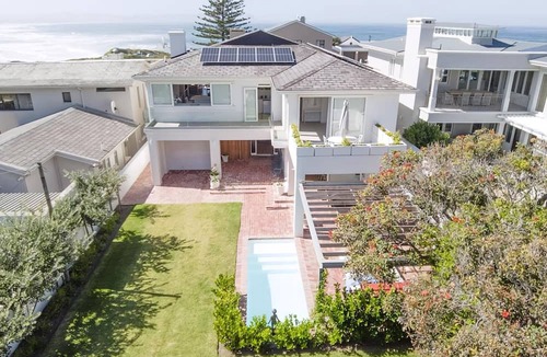 Fernkloof Villa | 34 Mossel River 8 | Sleeps 8 | Ocean Views | Pool