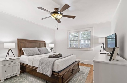 Plaza Midwood House | 3BR Bungalow in the Heart of Plaza Midwood