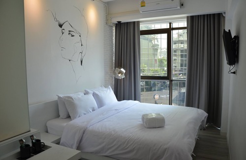 Khlong Toei Nuea Hostel | 3Howw Hostel at Sukhumvit 21