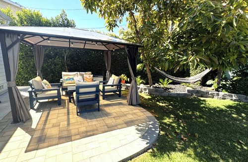 Ventura House | 4-bdrm house, 2 miles from Beach-Pet Friendly-HotTub-Playroom-Playground-Heat/AC