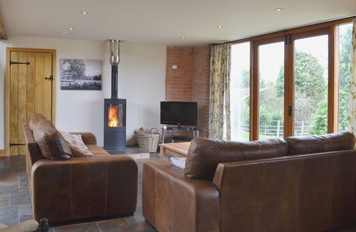 Whitchurch Cottage | 4 bedroom accommodation in Crimscote, near Newbold