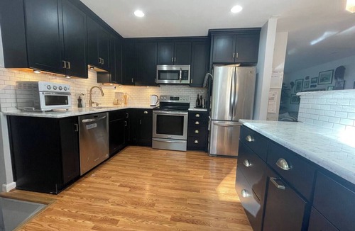 Aspen Hill House | 4-bedroom house in delightful Rockville- entrance to Rockcreek park at doorstep