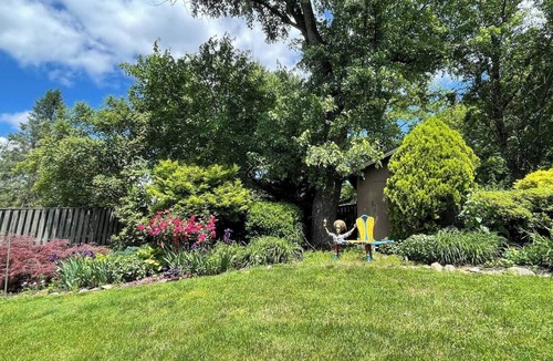 Aspen Hill House | 4-bedroom house in delightful Rockville- entrance to Rockcreek park at doorstep