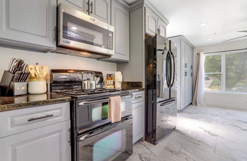 Camp Springs House | 4-bedroom house in awesome Temple Hills with AC, WiFi. Enjoy your stay