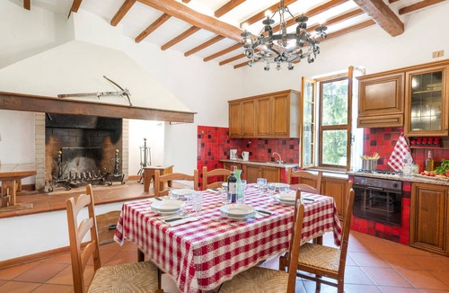 Serre di Rapolano House | 4 bedroom accommodation in Casotto Le Cetine (SI)