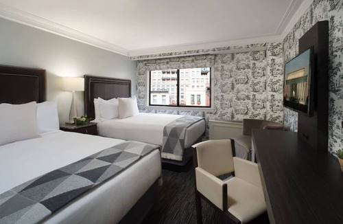 Kalorama Heights Hotel | 4 Superior Rooms Perfect for Group Stay | 2.9 Miles from National Gallery of Art