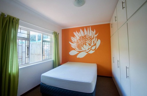 Newlands House | 420 friendly house with an orange french touch