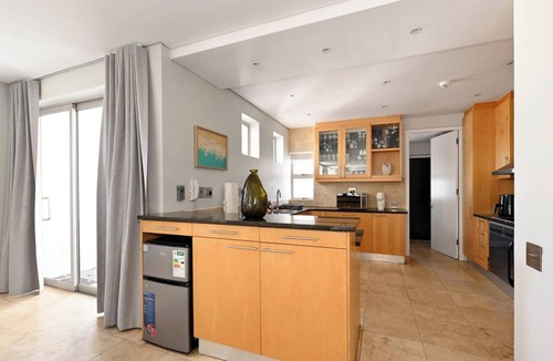 Fresnaye House | 5 Bed House | Pool | Fresnaye | Sea Point