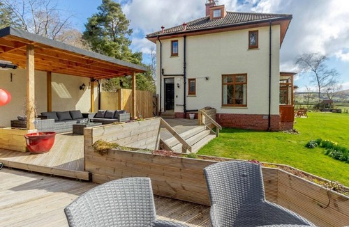 West Linton Cottage | 5 Bed in West Linton (oc-81467)